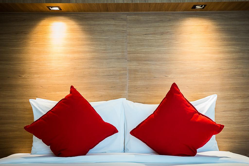 Sunshine Hip Hotel Паттая Екстер'єр фото